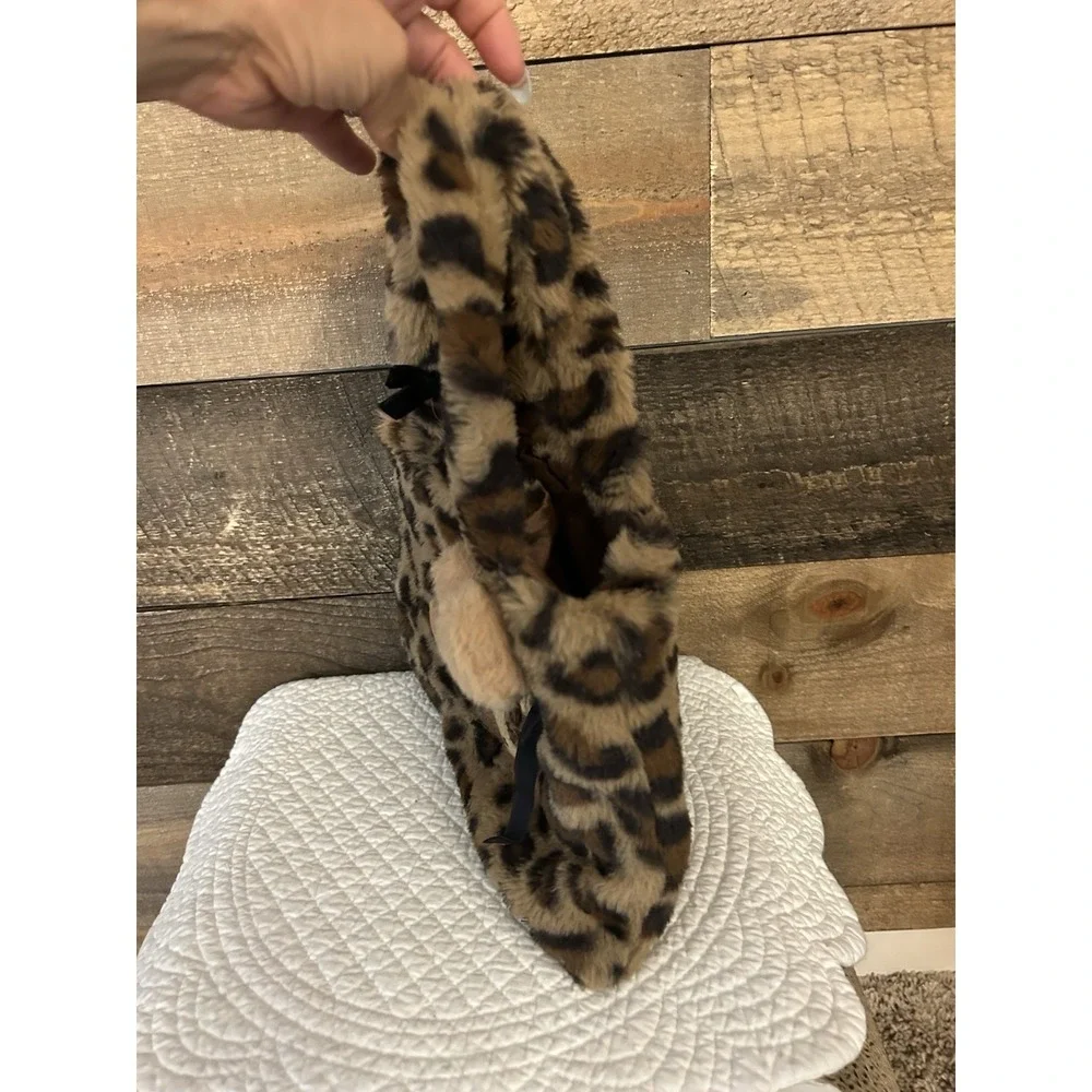 Hello Kitty Leopard Print Plush Tote‎ Bag- faux fur Never Used